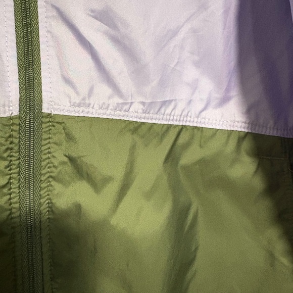 Columbia Lavender and Olive Windbreaker size s. drawstring lightweight outdoor - Picture 3 of 8